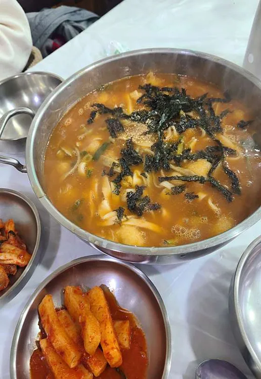 부명칼국수