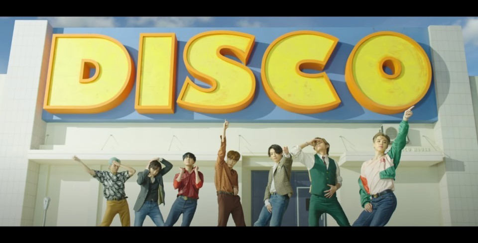 다이너마이트 빌보드 핫 100 정상을 차지한다!!! 선물 같은 빌보드 싱글 차트 1위! BTS 7