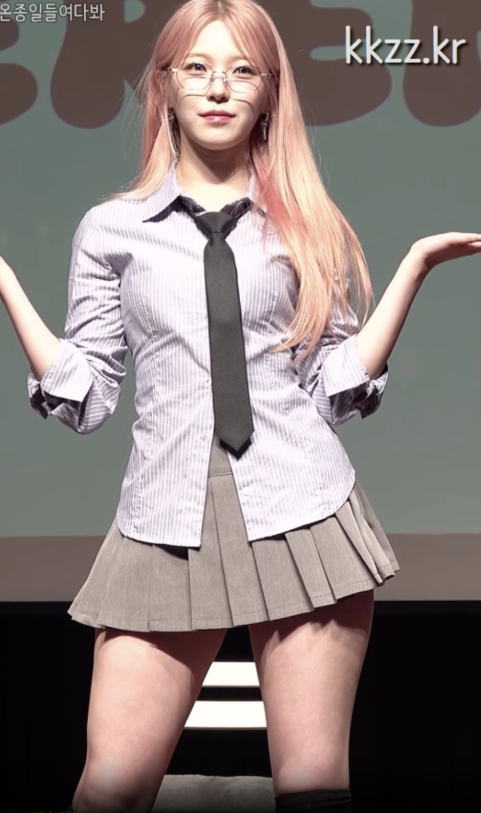 img.png