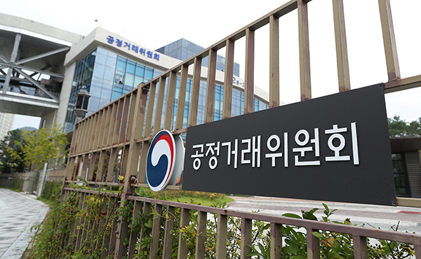  가맹 정보 공개서에 가맹본부 직영점·온라인 현황 기재해야_공정거래위원회