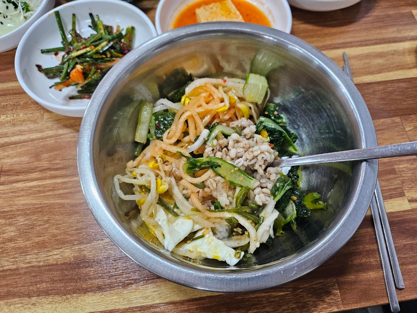 대산통보리밥 사진 2