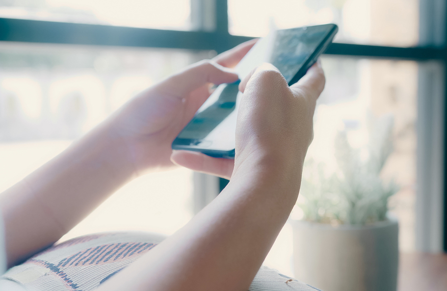 휴대폰을 소독하는 방법