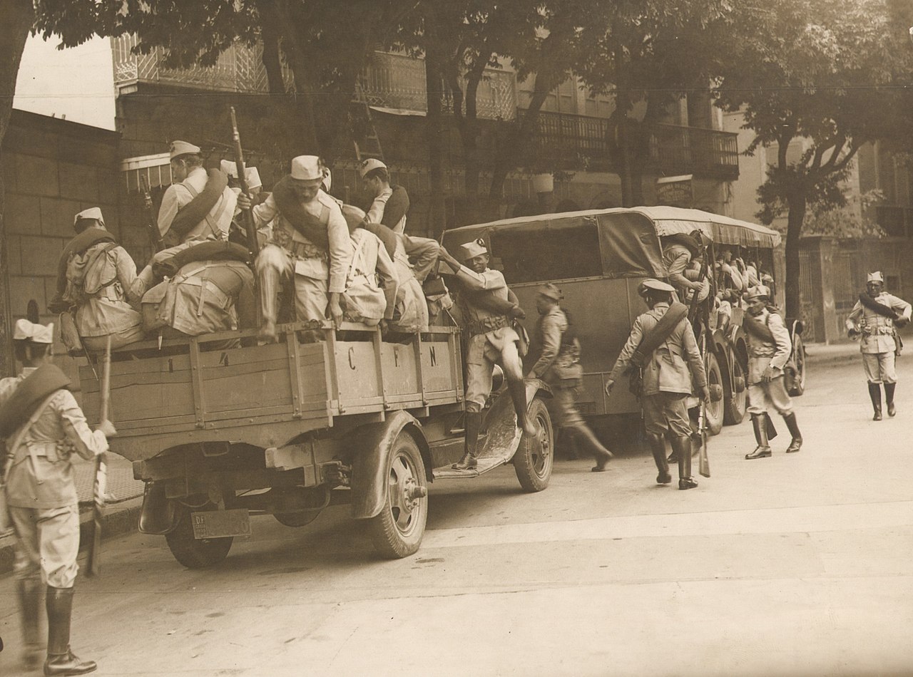 공산군을 진압하러 출동하는 브라질 해병대