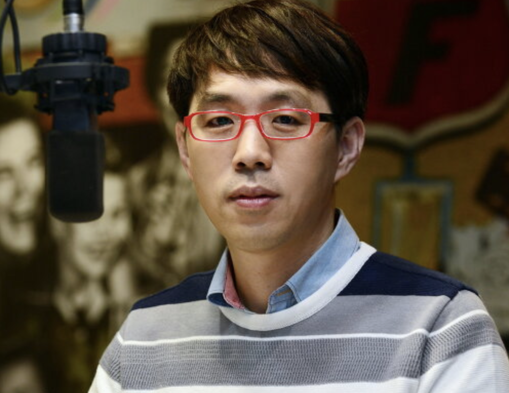  영화평론가 이동진 나이 고향 학력 이력 프로필