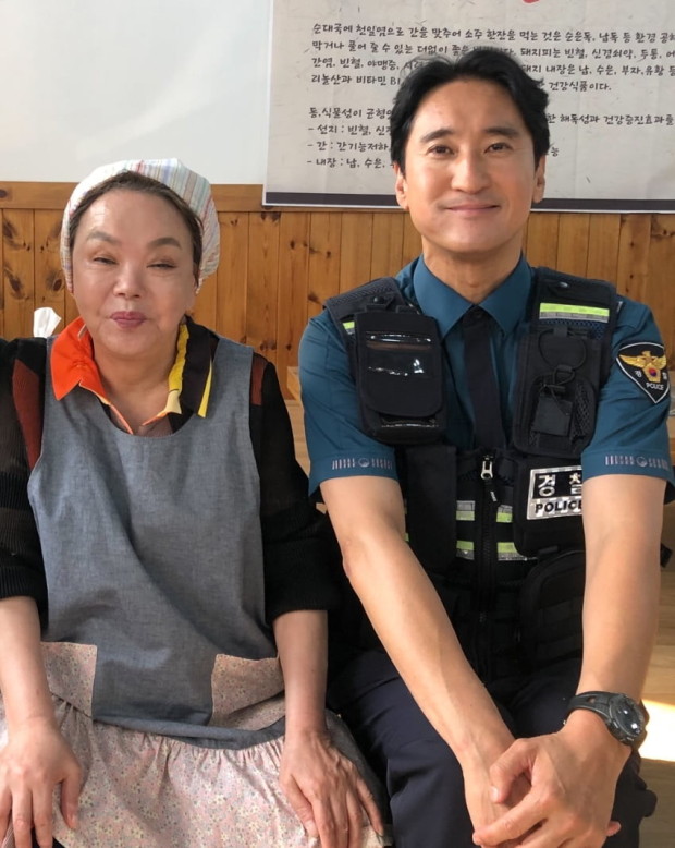 귀신경찰 김수미, 신현준