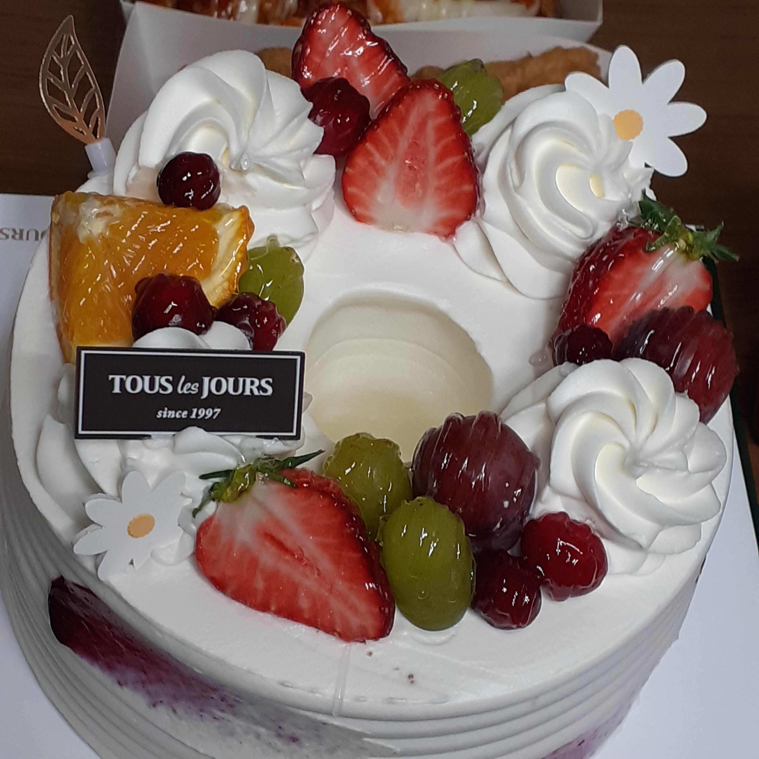  뚜레쥬르  생크림케잌과 샌드위치