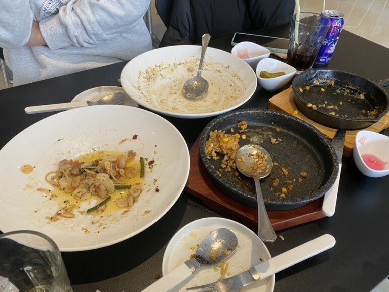 부부의식탁 이미지