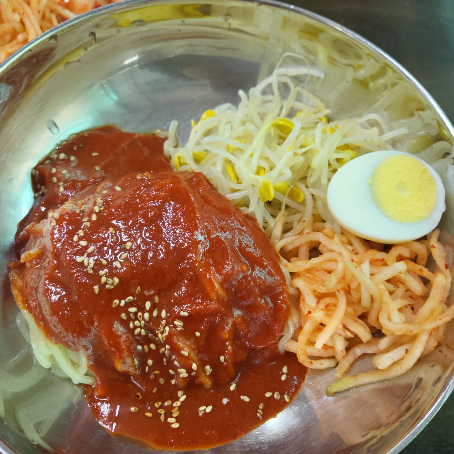 시장그릇 이미지