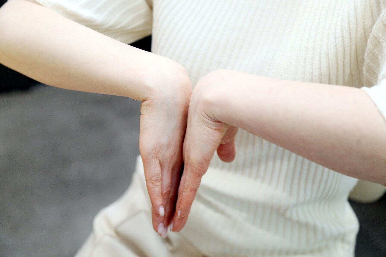 손목터널증후군 테스트 사진