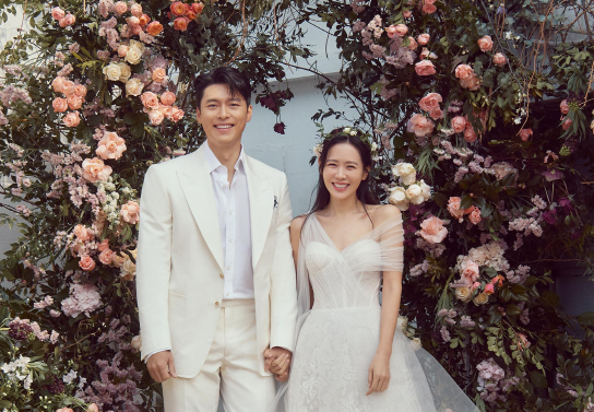  현빈과 손예진 웨딩화보와 결혼식 풍경들이 아름다워요