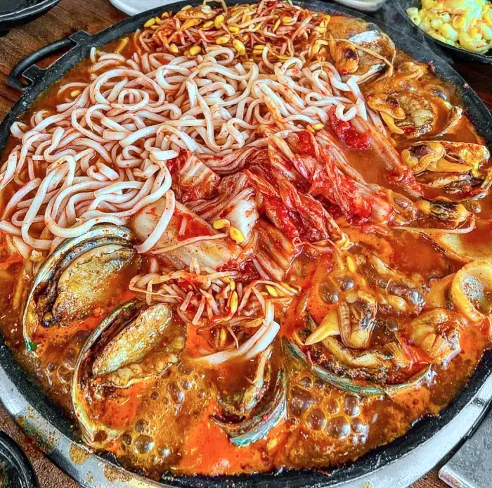 놀토 놀라운 토요일 부산 민락골목시장 광안리 삼겹 삼합 맛집