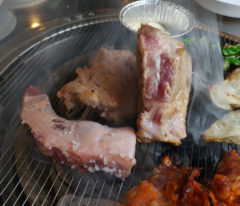 하단/동아대 소양강숯불생고기 뒷통구이