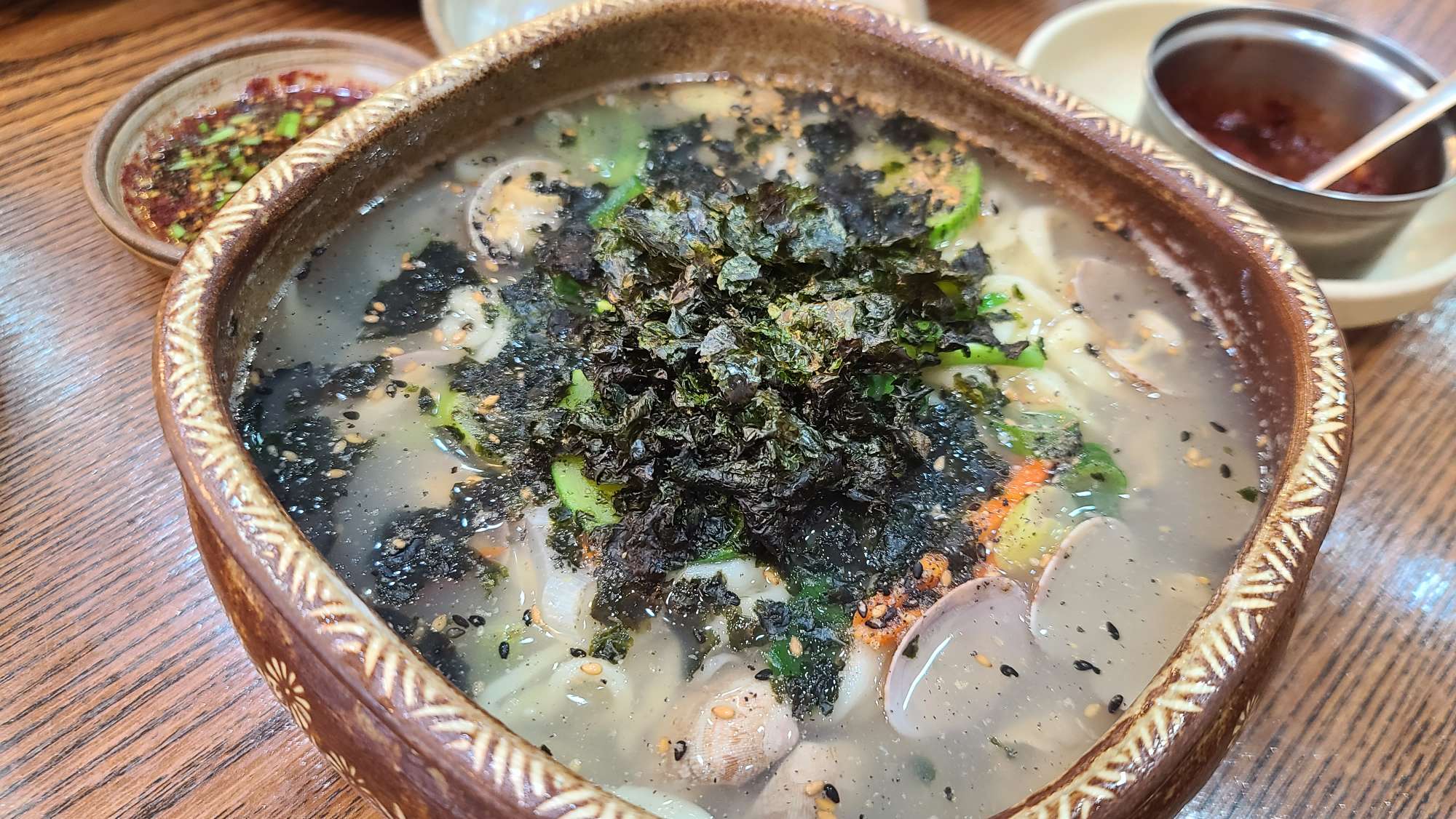 바지락 칼국수 사진