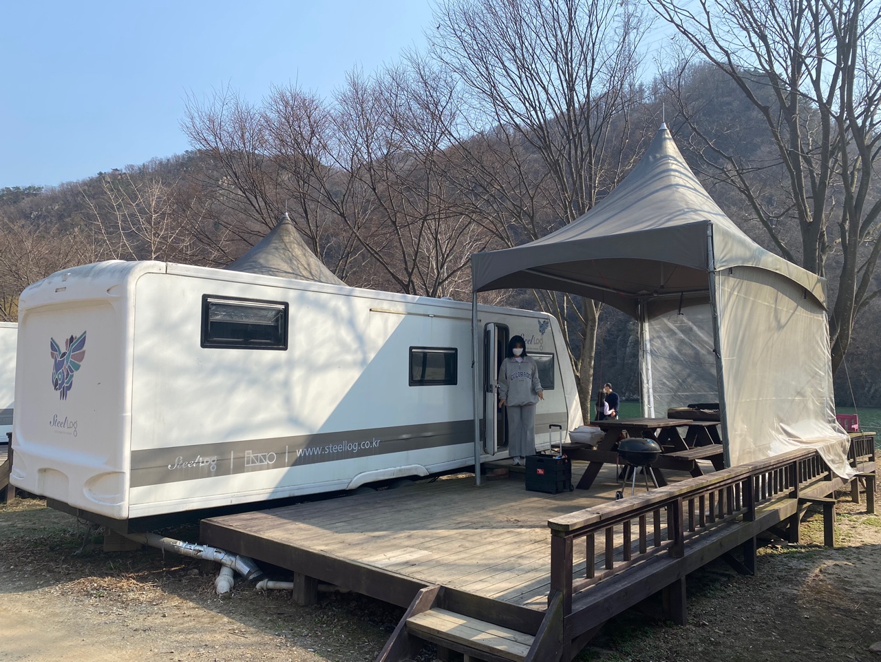  바람쐬러 가기 좋은 강원도 춘천 왕터 리조트 카라반 캠핑장 6인용 숙박후기