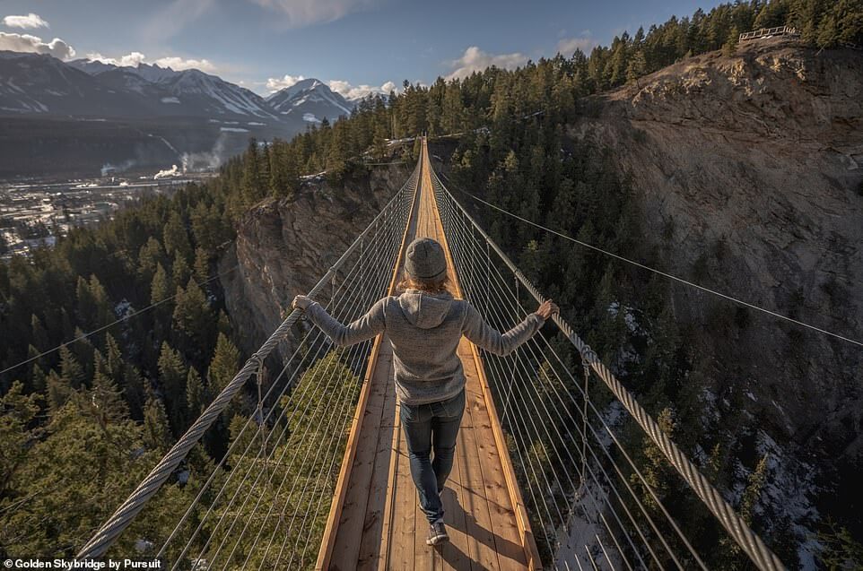  캐나다 최고 높이의 보행 현수교 Highest suspension bridge in Canada set to open in May...