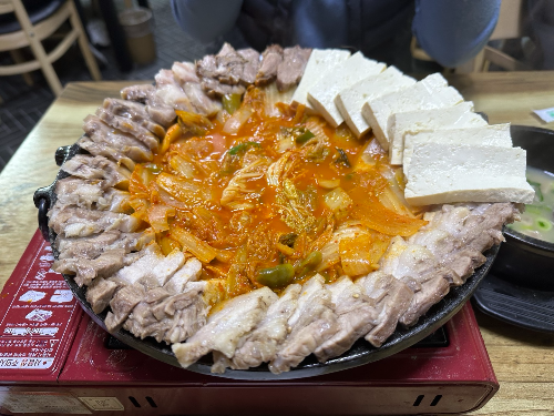  신림 맛집 고향순대국, 10번 이상 방문한 후기(머릿고기 두부삼합, 순대국)