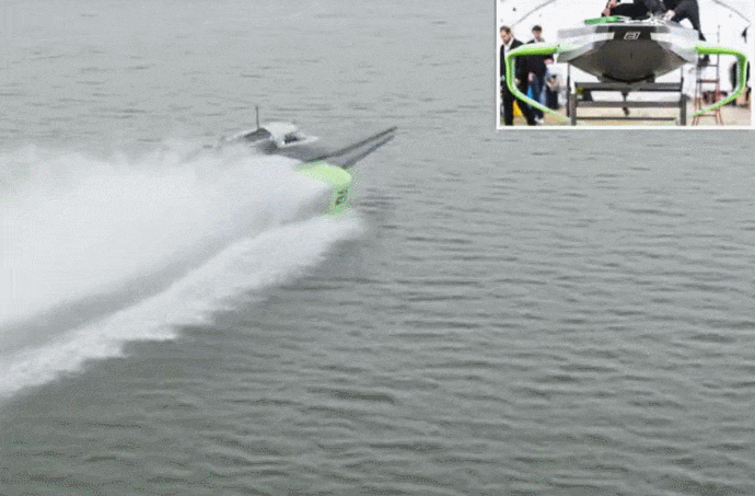  세계 최초 전기 포일링 경주 보트 주행 성공 VIDEO: Electric raceboat that skims over water takes flight for first time