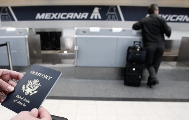 여권의-사용처는-주로-공항에서-사용이된다