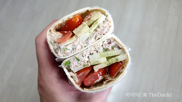 건강한 참치 또띠아 롤