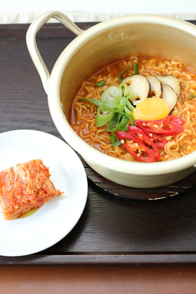  라면 다이어트할 수 있다!! 라면 칼로리 줄이는법은 이게 최고일걸??