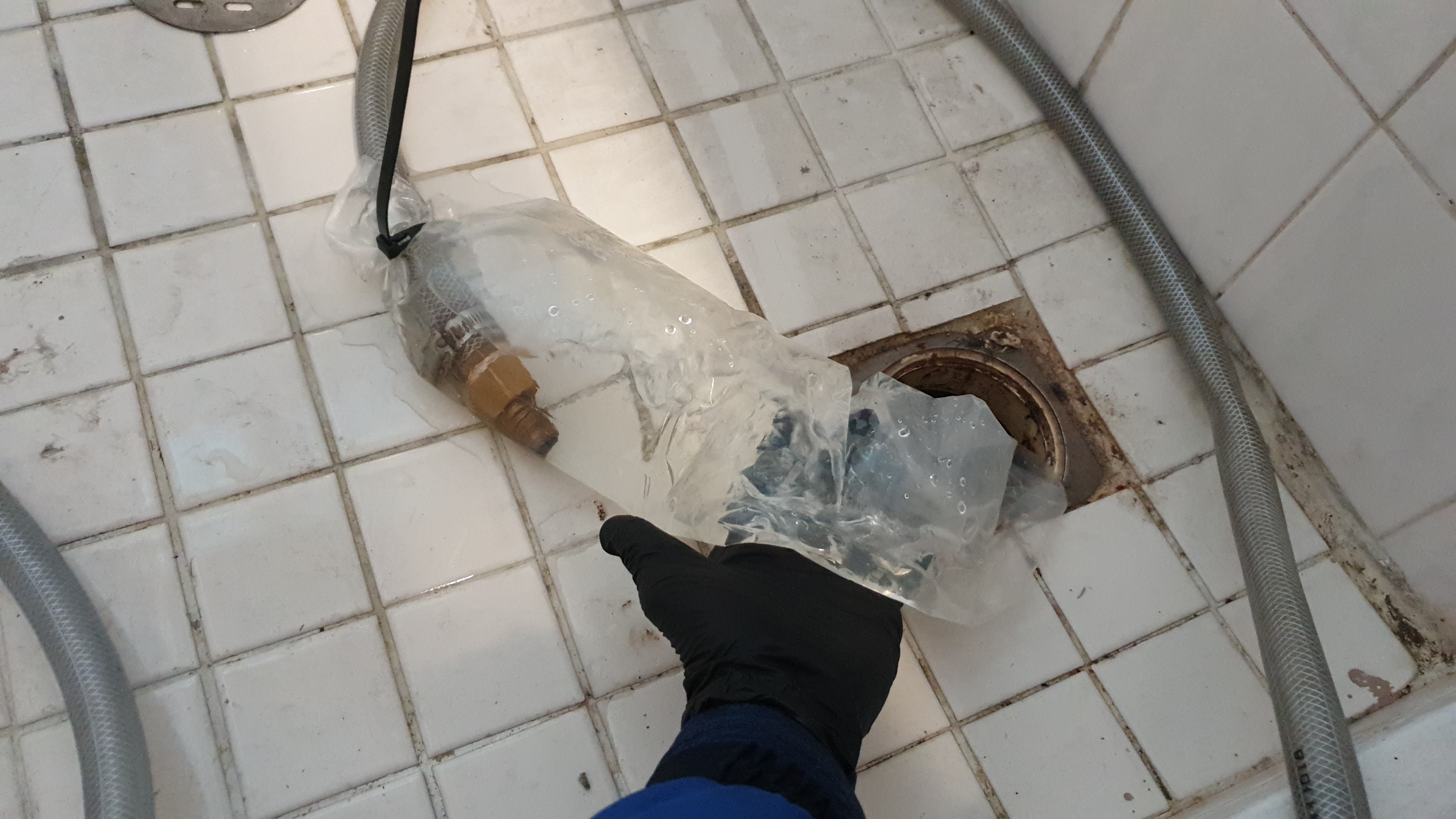  변기배관막힘 배수구기름때제거 싱크대뚫어뻥