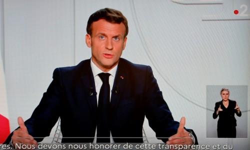  프랑스 코로나 봉쇄 (Macron reconfine la France)