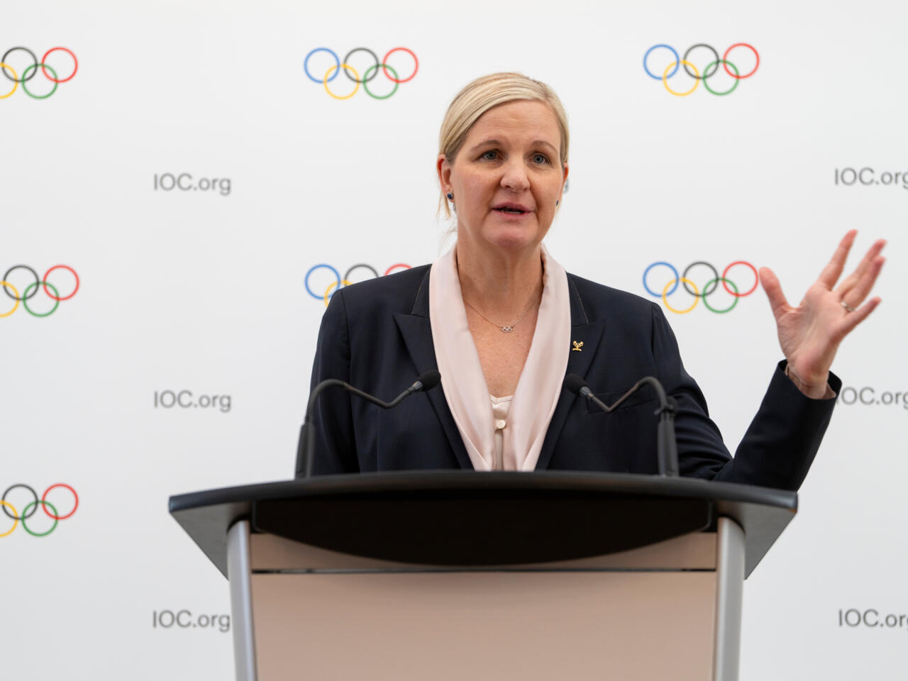 첫 여성 첫 아프리카 출신 IOC 위원장 커스티 코번트리