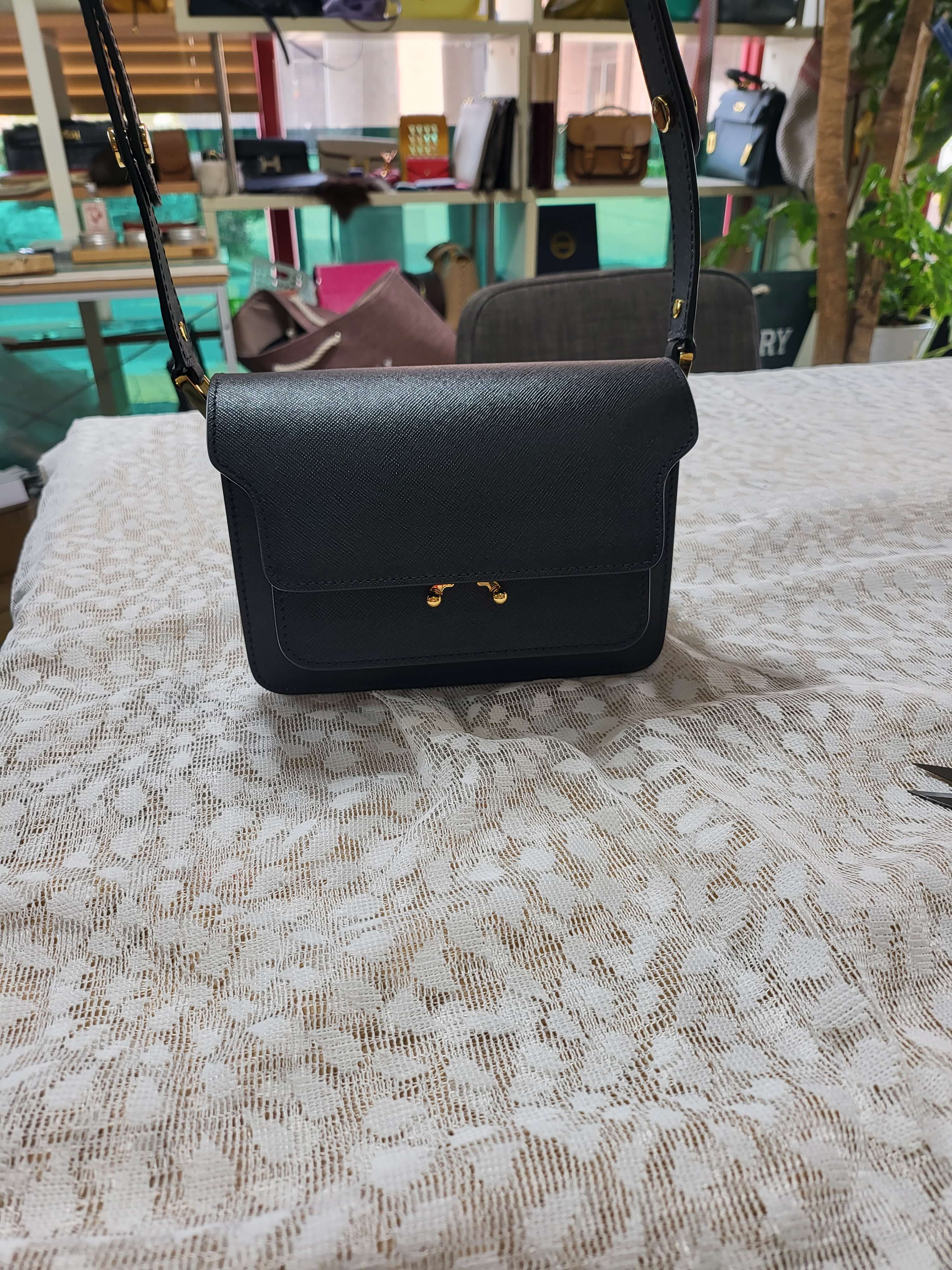  MARNI 마르니 21SS 트렁크백 미디움 카프스킨 사피아노 가방 수선