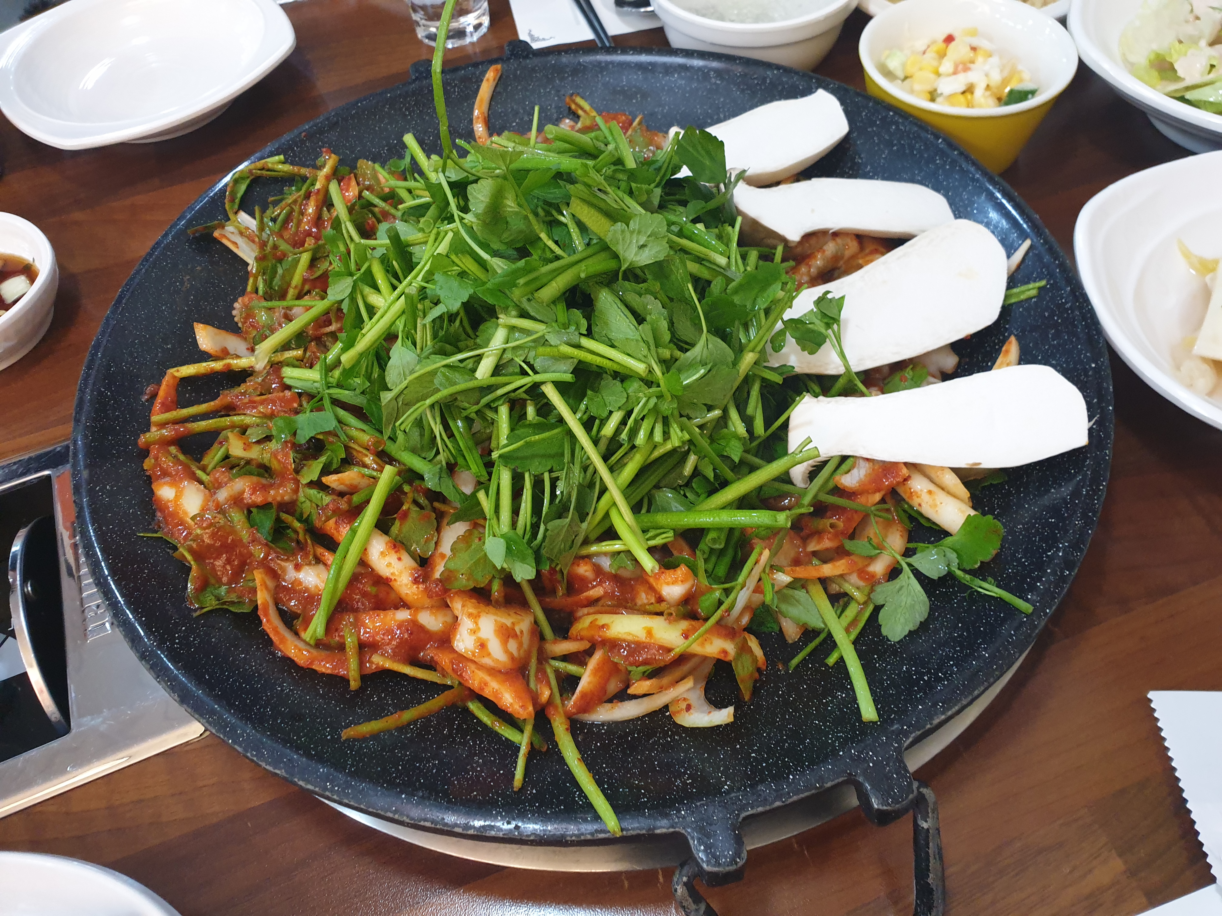  3대째 내려오는 깊은 맛의  쭈낙볶음!! 오심숙이 쭈삼낙