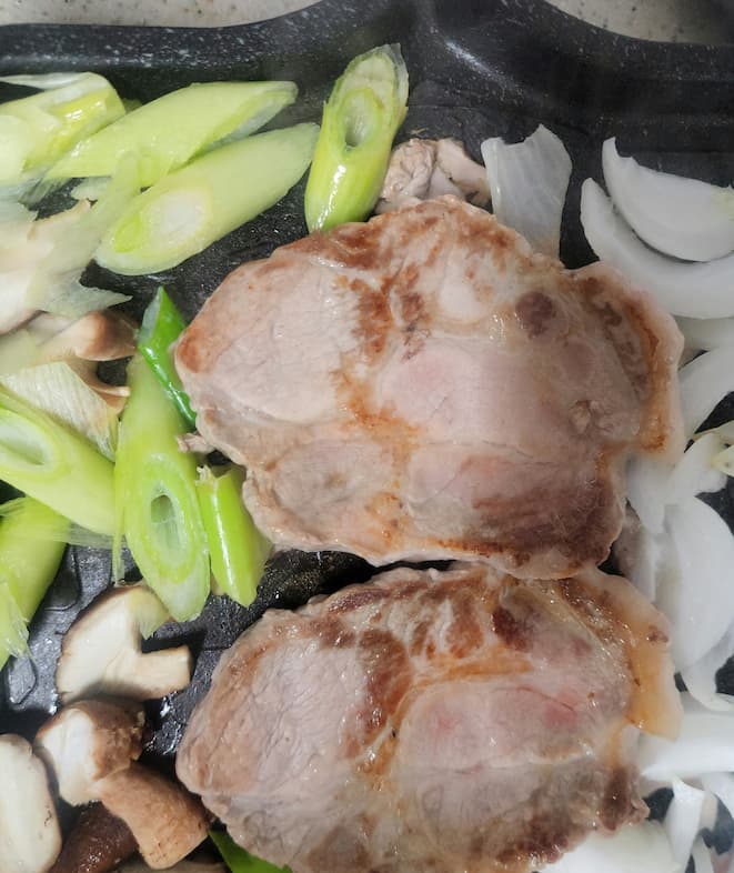 돼지고기 (목심)