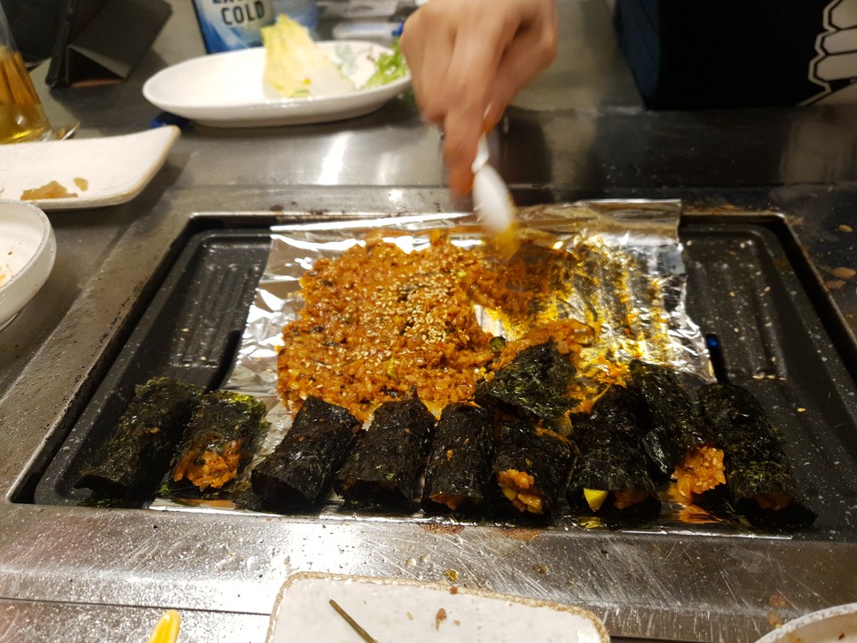 황재균 현빈 등 연예인들의 부산 필수코스 맛집이래~ 부산 동래 온천동 맛집 온천양곱창 : 이대호 31