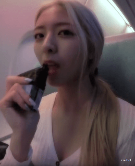 먹는게 귀여운 유나