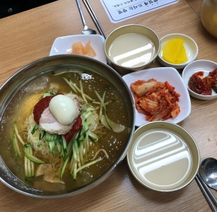 물밀면