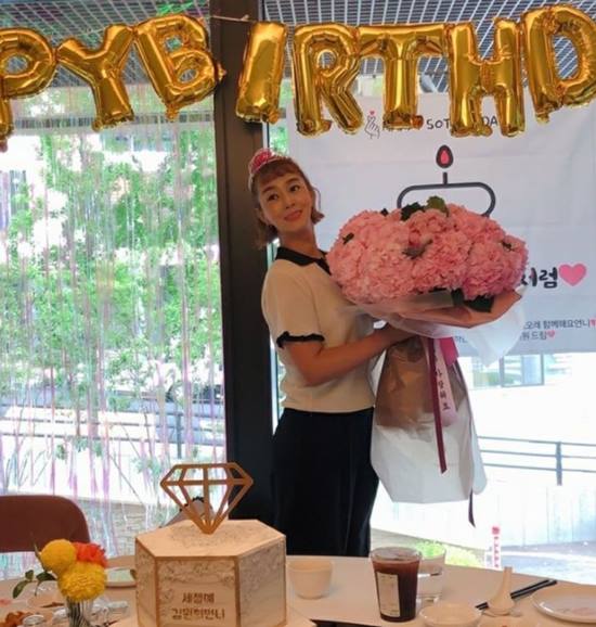  김원희!, 벌써 50살 생일...."딸 같은 동생들, 노년도 잘 부탁해"