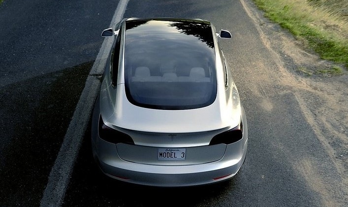 테슬라 모델 3 후면
