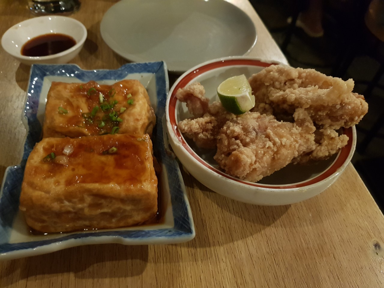 호치민 맛집 일본식 술집 Izakaya TEN - 두부 스테이크 & 가라아게