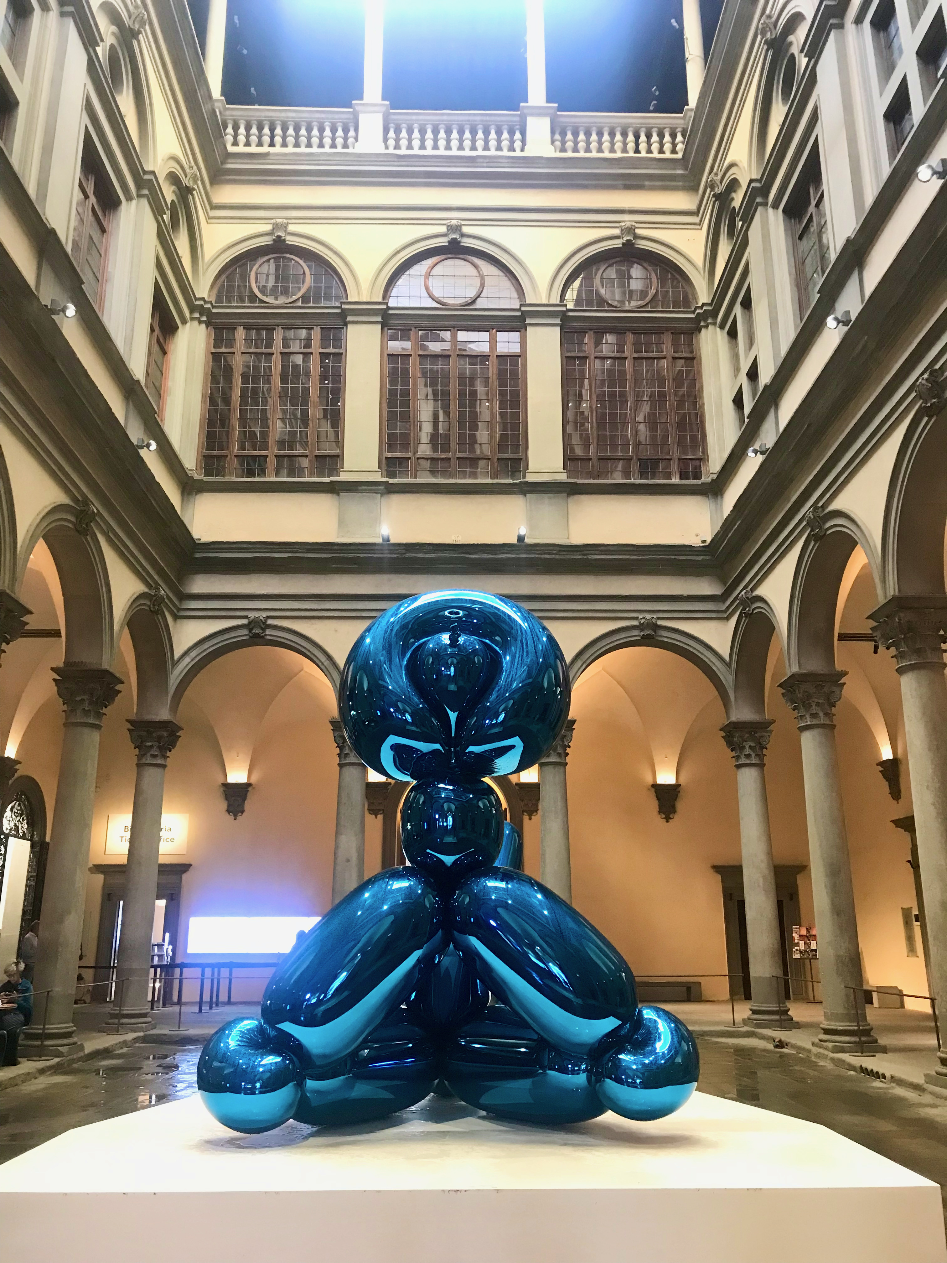 “Palazo-Strozzi-jeffkoons