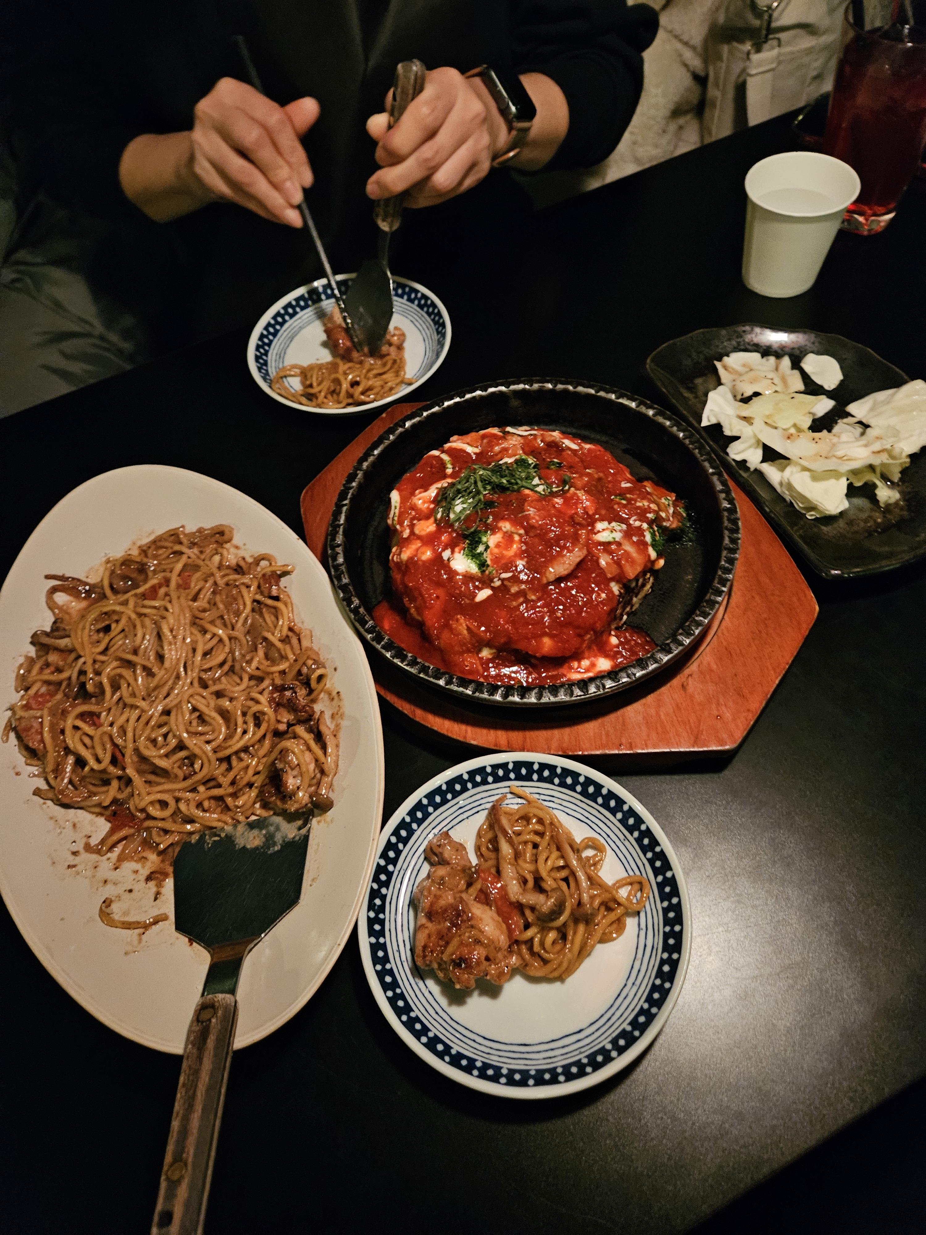  홍대입구맛집 오코노미야끼 야끼소바맛집 우와 홍대본점
