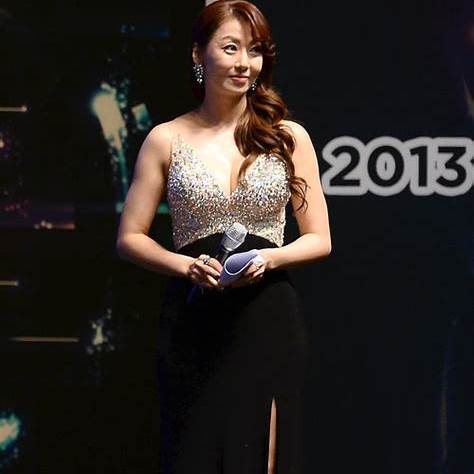 우왁굳실물, 얼굴, 정소림, 즈, 갤러리, 고멤, 빨간약