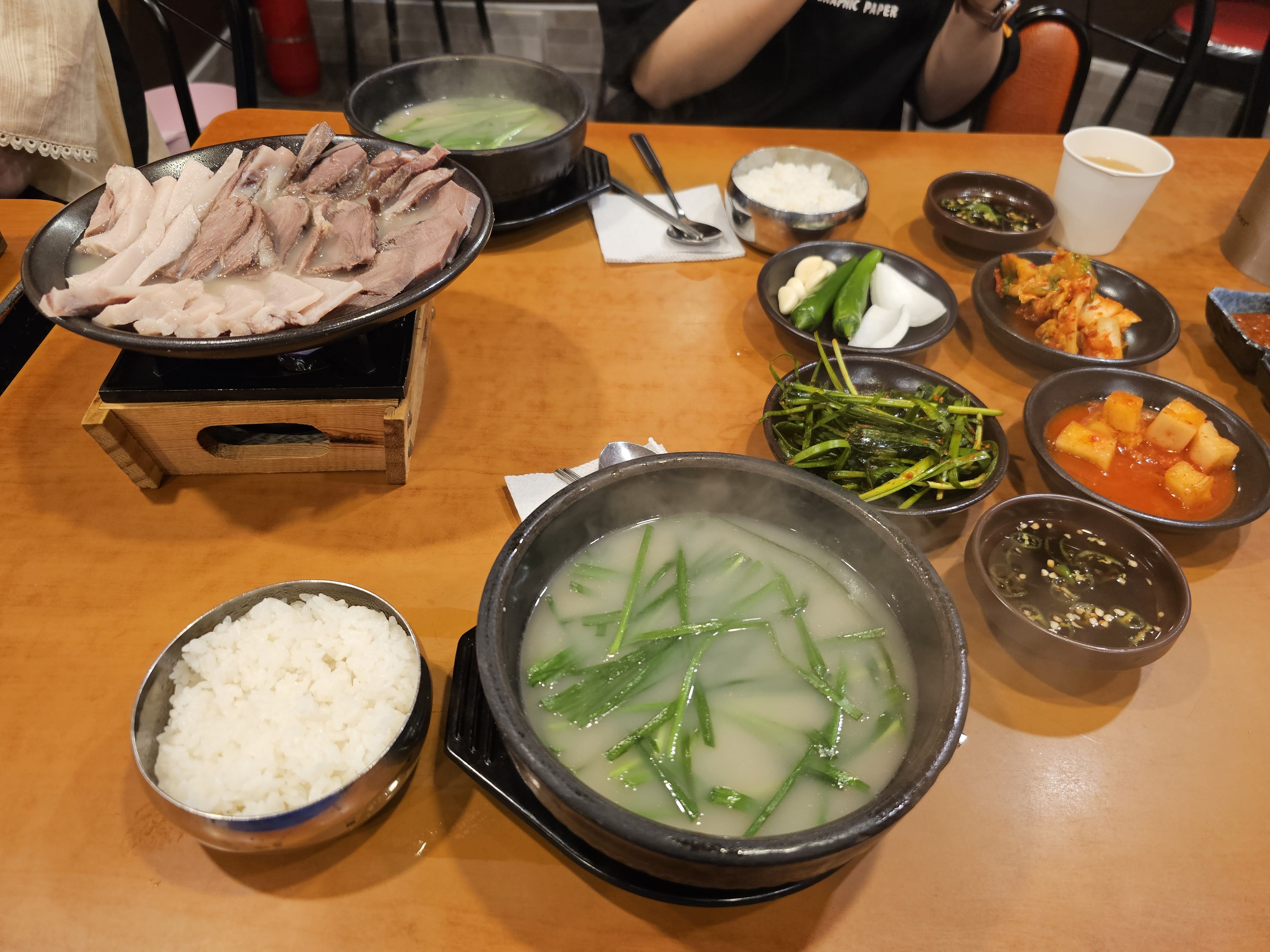 부산 깡통시장 맛집 양산집 수육백반 냄새 없어요! 부산 깡통시장 맛집 양산집 수육백반 냄새 없어요!