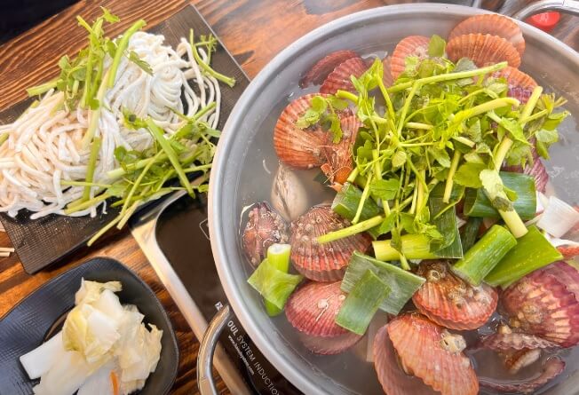생생정보 장사의 신 아귀불고기 시키면 조개탕이 서비스 화성 향남 맛집 김태용의 섬집칼국수 아구불고기 화성향남점 