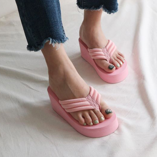  패브릭 볼륨끈 가벼운 우레탄 통굽 6cm 웨지 쪼리 슬리퍼