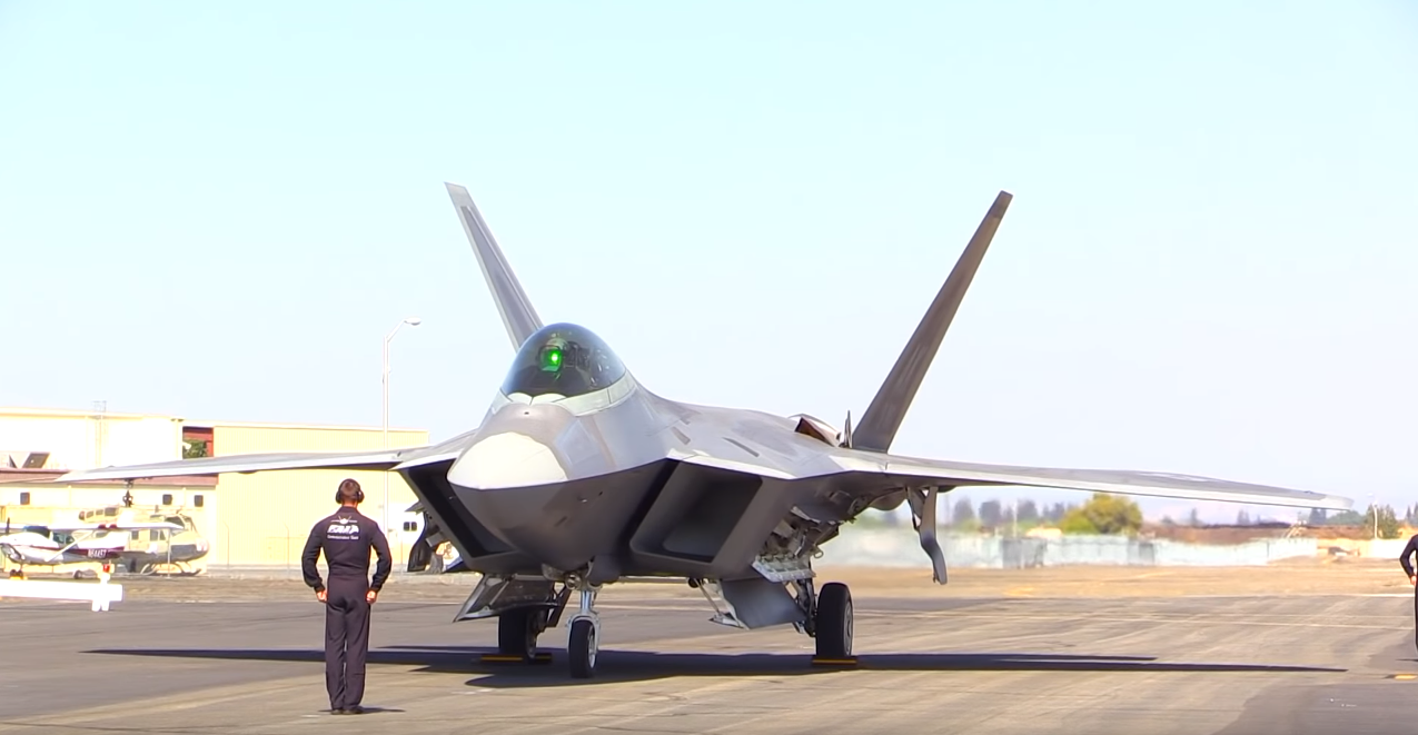  F-22 랩터 현존 최강의 스텔스 전투기  총정리