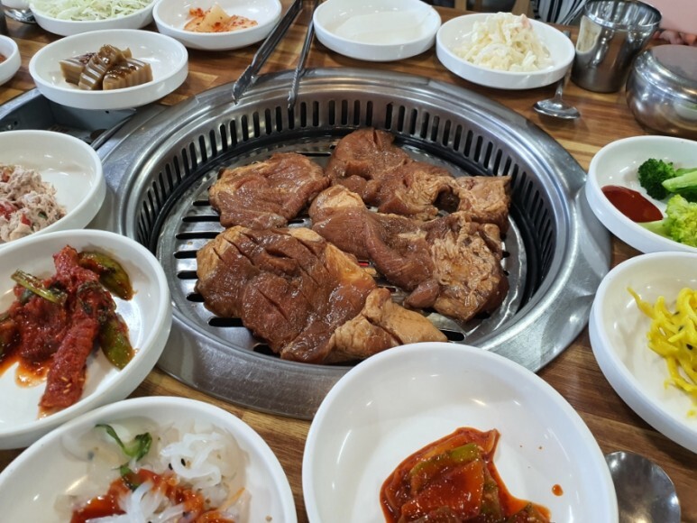  내돈내산 - 경기도 포천 냉면주는 갈비집 현도네 숯불갈비