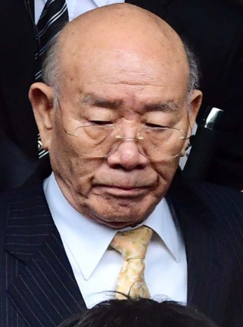 전두환 사위 윤상현 딸 전효선 사망 묘지 가계도 며느리 박상아 손자 프로필