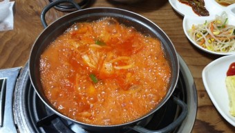 김치두루찌개 제육직화 계란말이