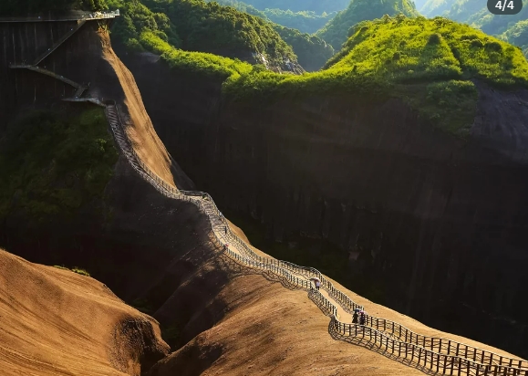 보기만 해도 아찔한 중국 고의령(高椅零) VIDEO: Gaoyiling Scenic Area &#44; Chenzhou city&#44; hunan province &#44; China