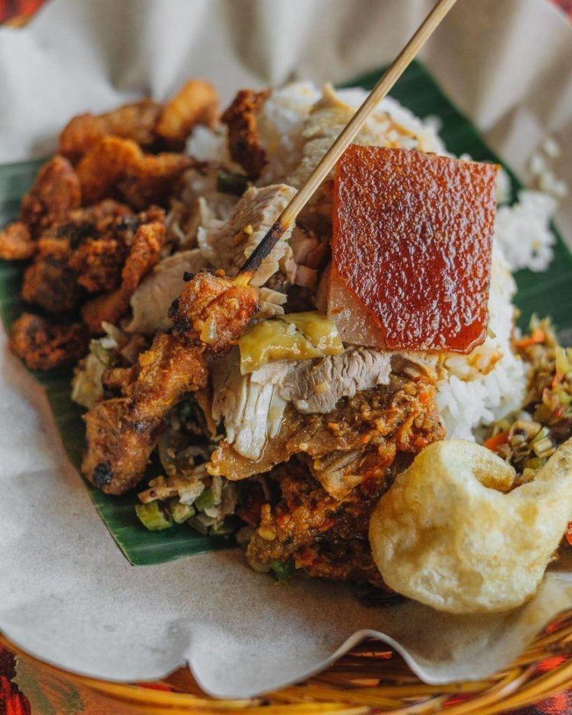 인도네시아 전통음식 바비 굴링(Babi Guling)