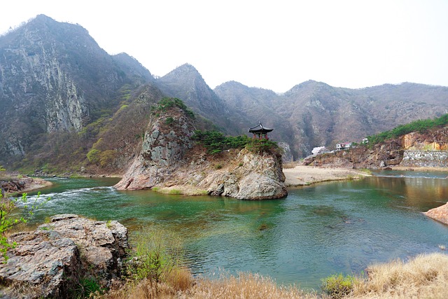 충북영덜 월류봉