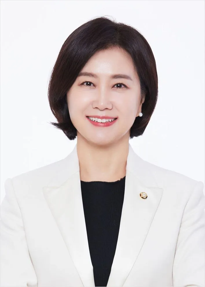 허은아